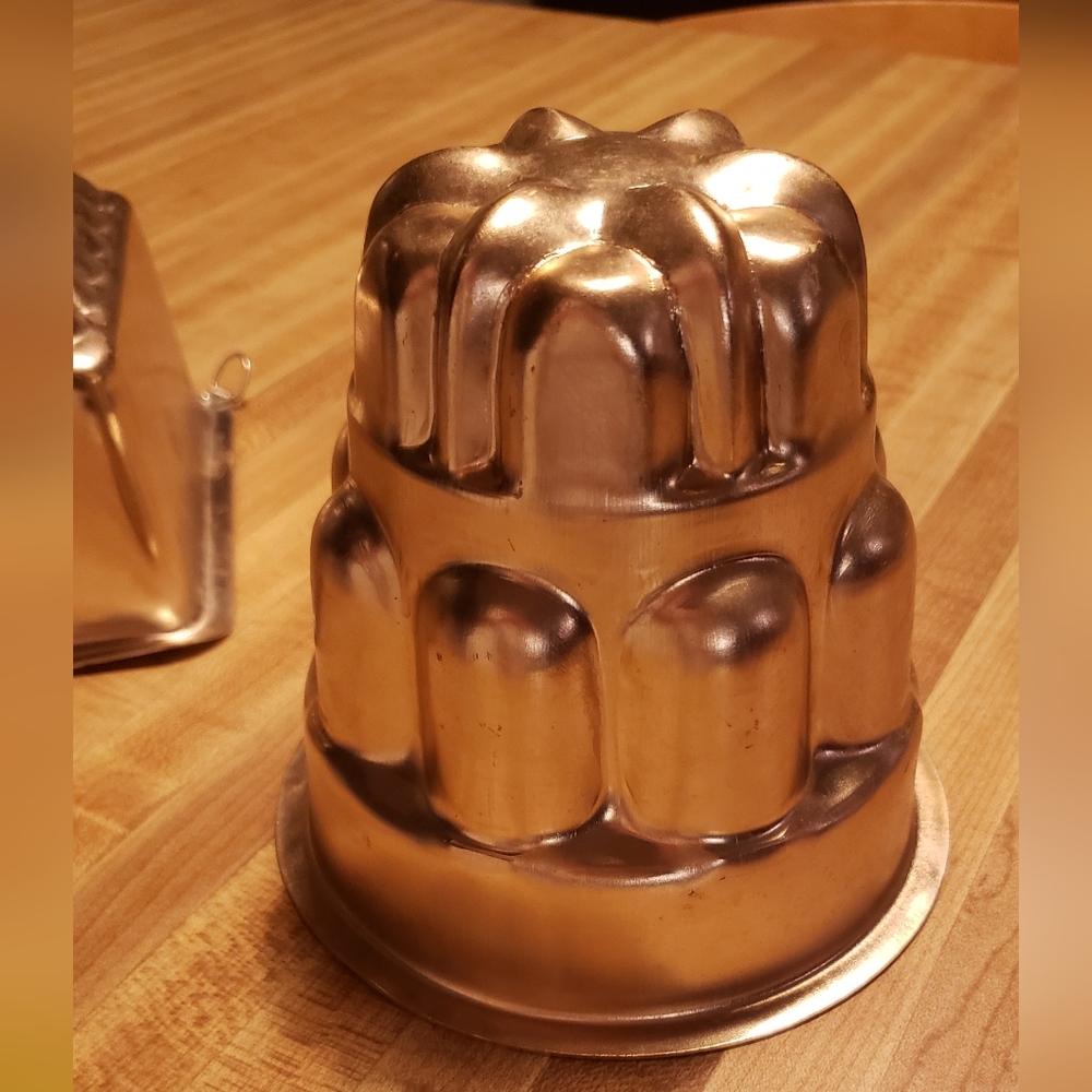Vintage Copper Molds - Set of 2 - Picture 5 of 11